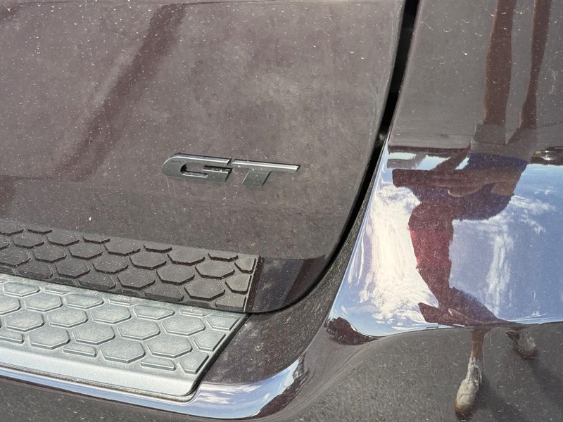 Dodge Durango Vehicle Full-screen Gallery Image 4