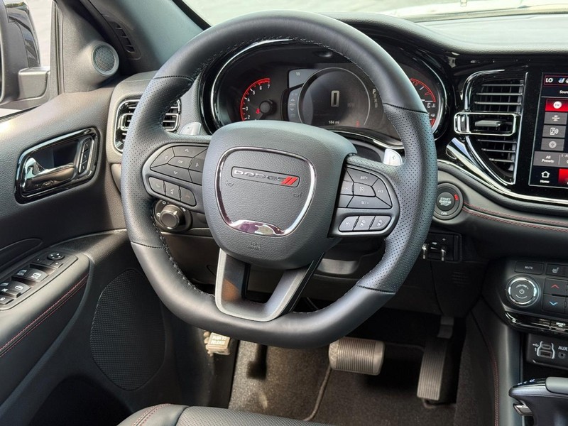 Dodge Durango Vehicle Full-screen Gallery Image 10