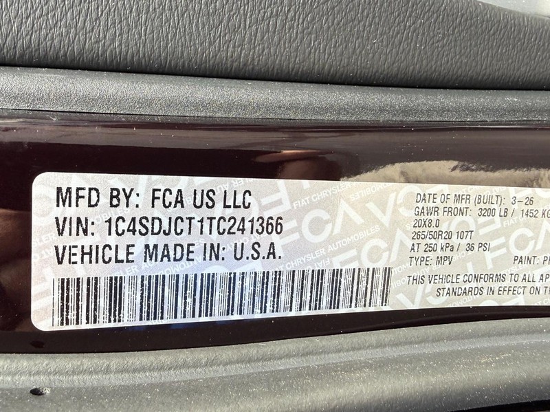 Dodge Durango Vehicle Full-screen Gallery Image 21