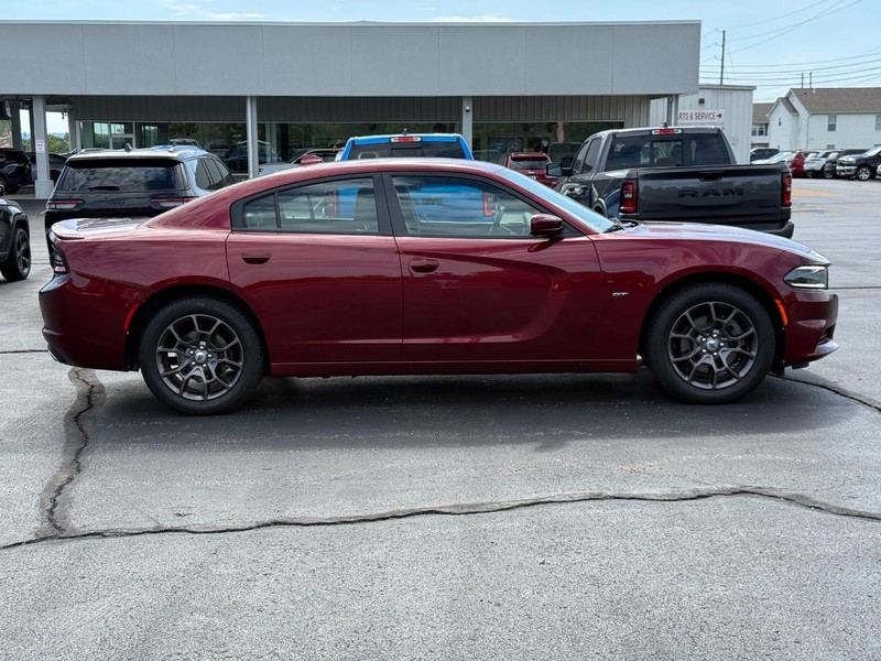 Dodge Charger Vehicle Full-screen Gallery Image 2