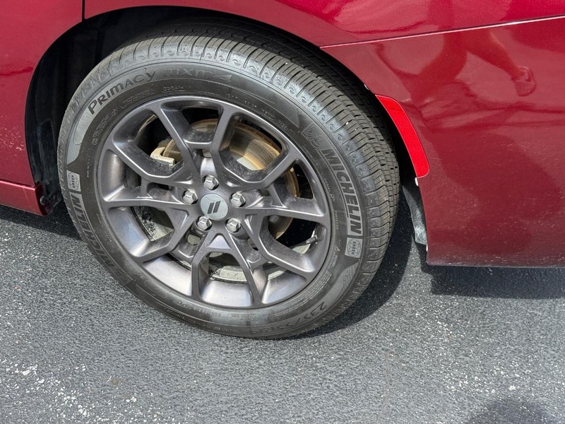 Dodge Charger Vehicle Full-screen Gallery Image 7