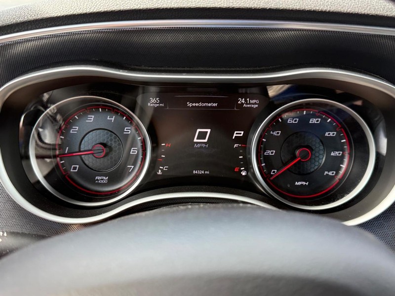 Dodge Charger Vehicle Full-screen Gallery Image 20