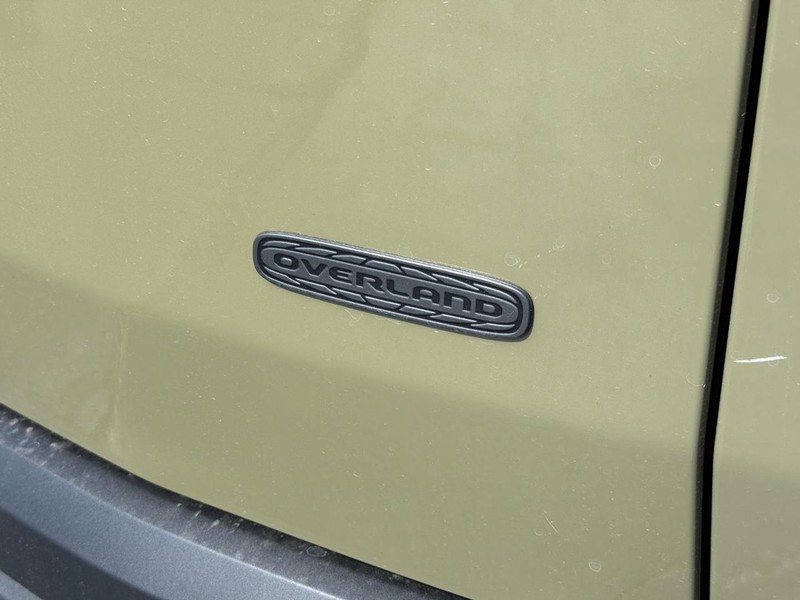 Jeep Cherokee Vehicle Full-screen Gallery Image 4
