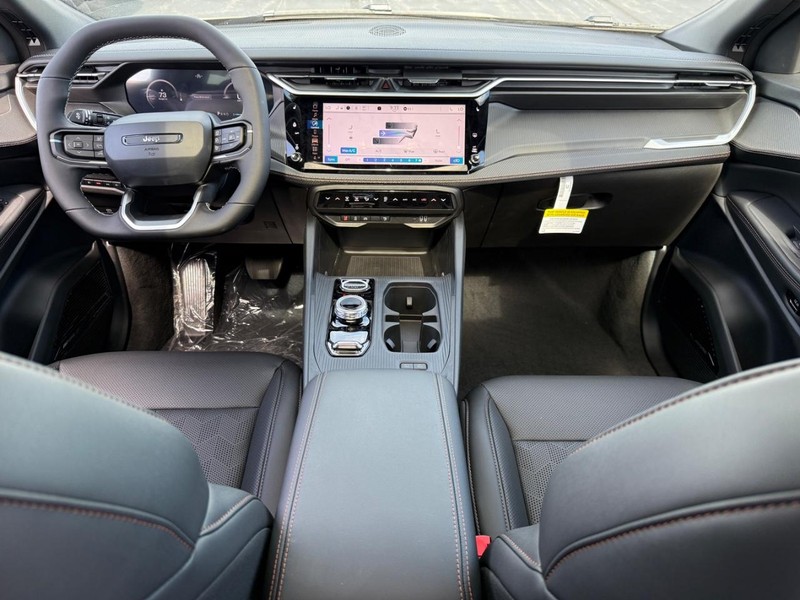 Jeep Cherokee Vehicle Full-screen Gallery Image 7