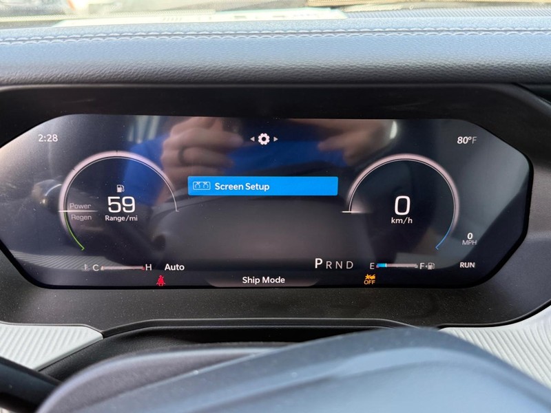 Jeep Cherokee Vehicle Full-screen Gallery Image 15