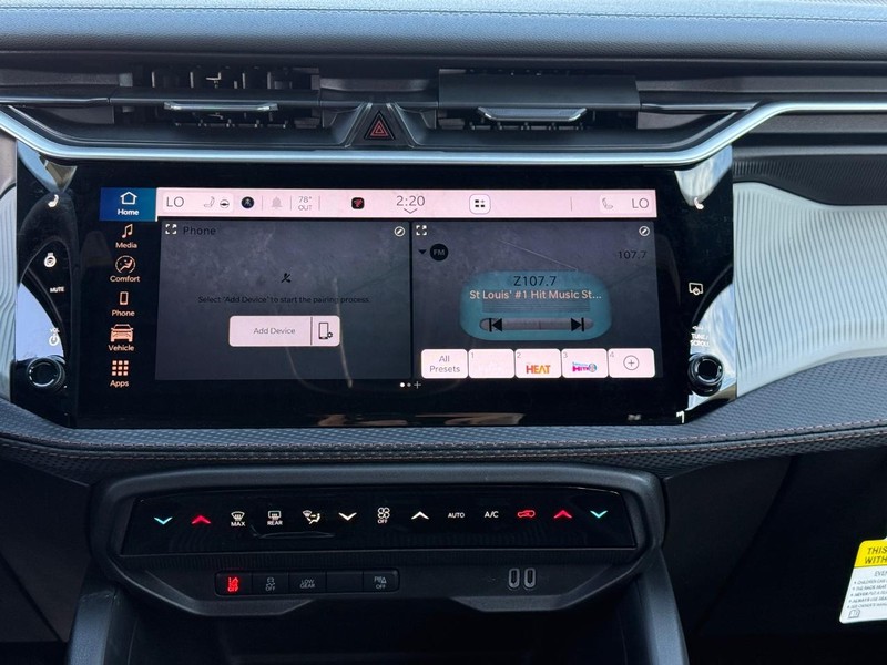 Jeep Cherokee Vehicle Full-screen Gallery Image 9