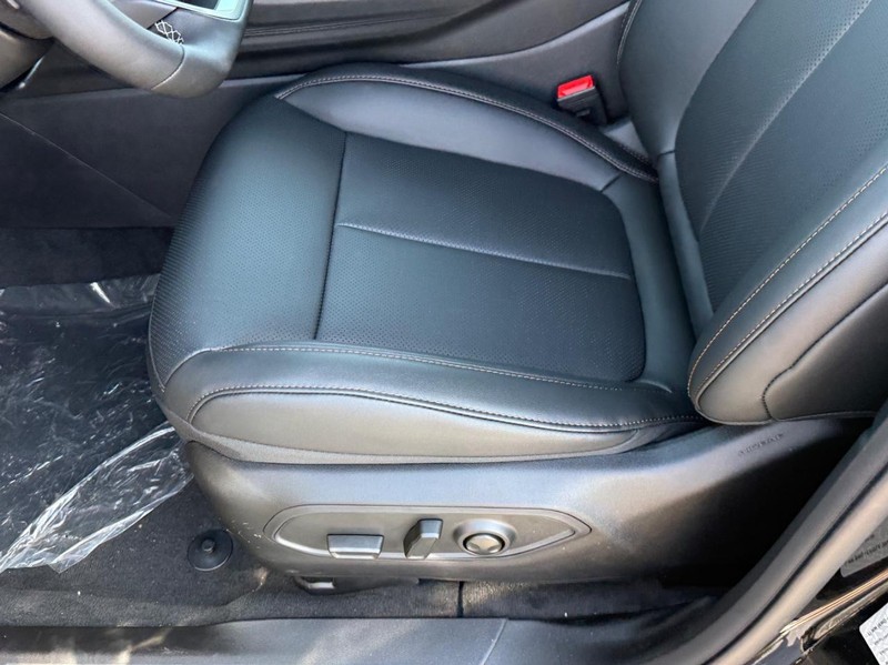 Jeep Cherokee Vehicle Full-screen Gallery Image 12