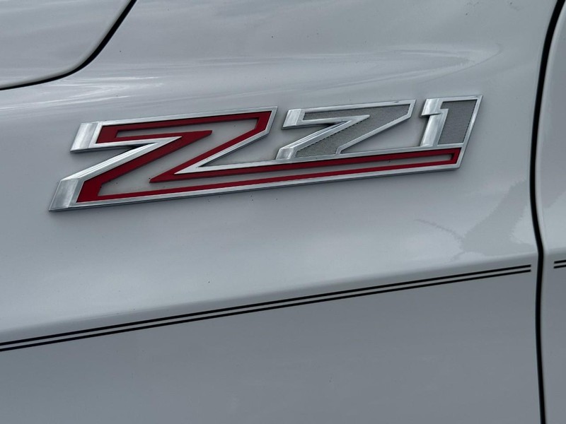 Chevrolet Tahoe Vehicle Full-screen Gallery Image 9