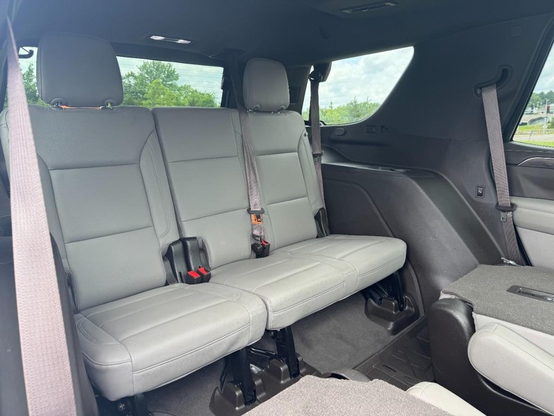 Chevrolet Tahoe Vehicle Full-screen Gallery Image 11