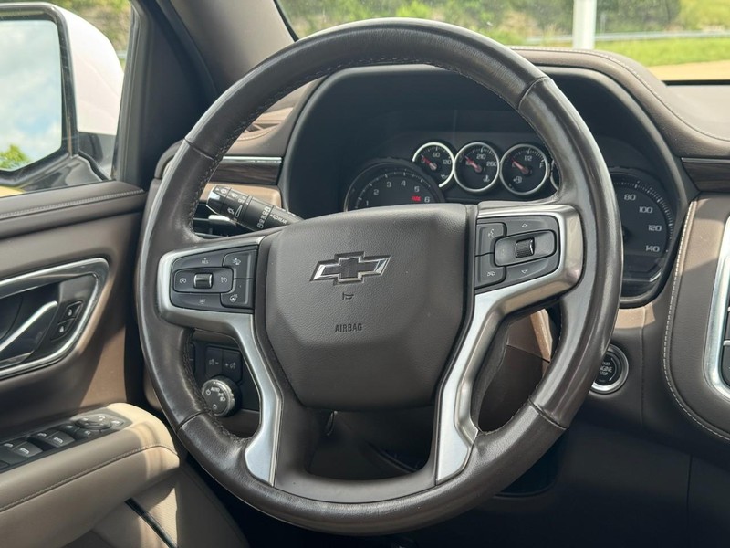 Chevrolet Tahoe Vehicle Full-screen Gallery Image 15