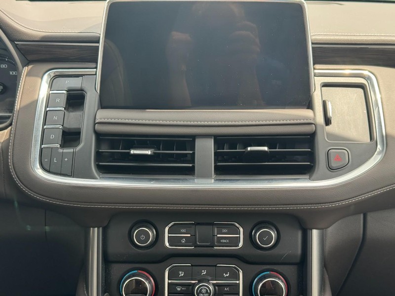 Chevrolet Tahoe Vehicle Full-screen Gallery Image 16