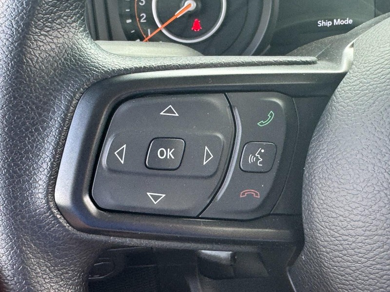 Jeep Wrangler Vehicle Full-screen Gallery Image 13