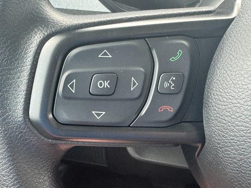 Jeep Wrangler Vehicle Full-screen Gallery Image 12