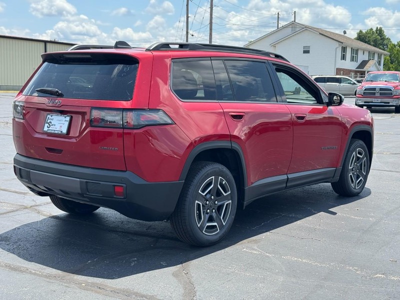 Jeep Cherokee Vehicle Full-screen Gallery Image 3