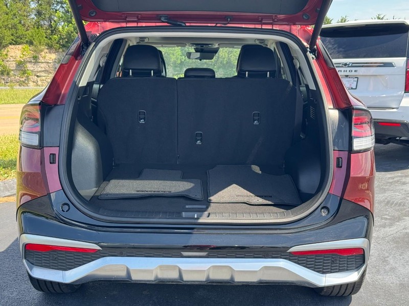 Kia Sportage Vehicle Full-screen Gallery Image 03