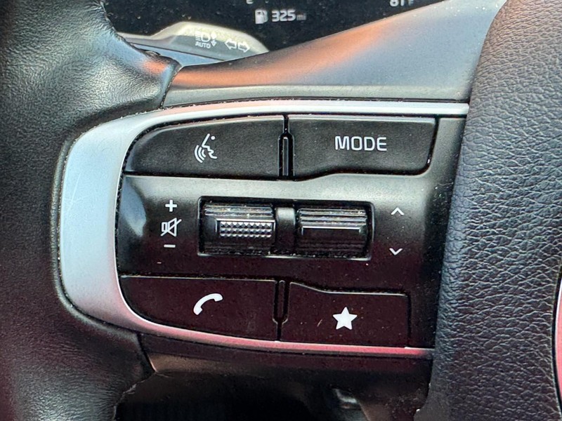 Kia Sportage Vehicle Full-screen Gallery Image 19
