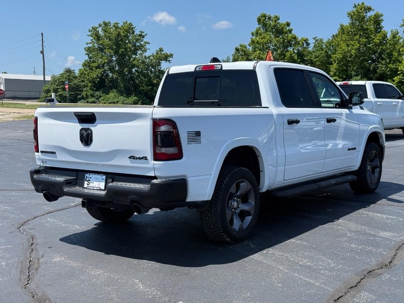 Ram 1500 Vehicle Full-screen Gallery Image 3