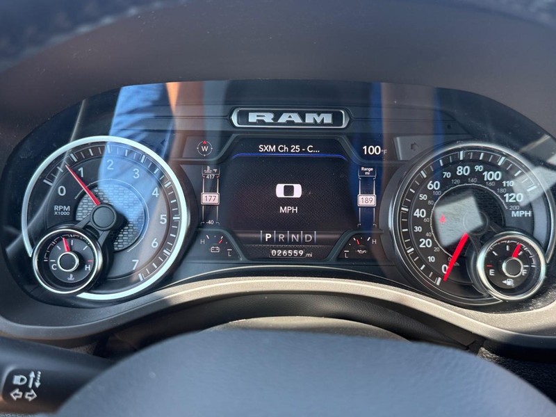 Ram 1500 Vehicle Full-screen Gallery Image 20