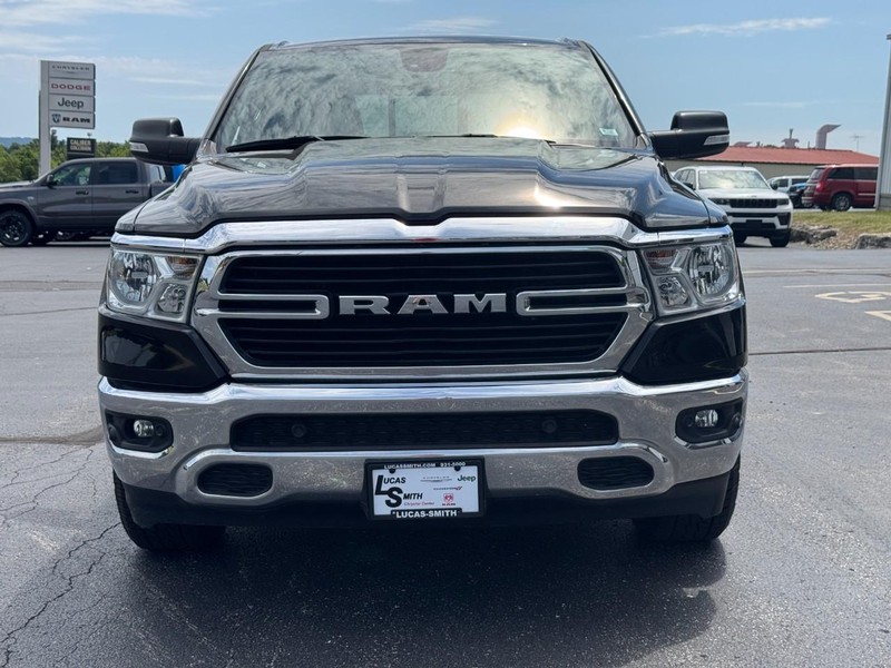 Ram 1500 Vehicle Full-screen Gallery Image 11