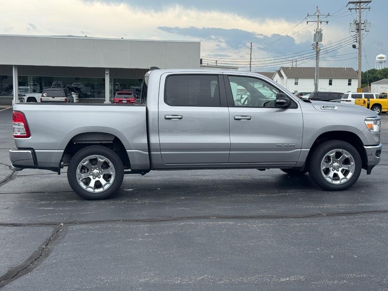Ram 1500 Vehicle Full-screen Gallery Image 2