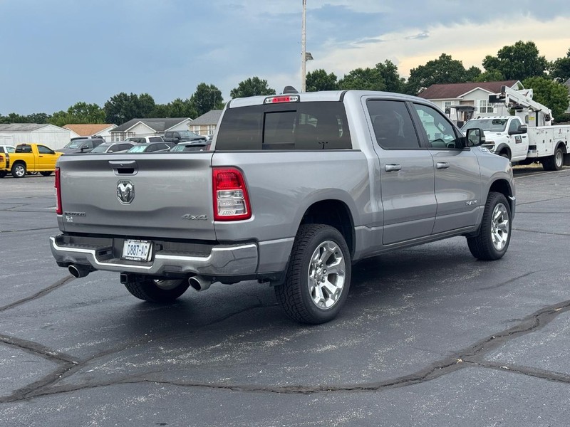 Ram 1500 Vehicle Full-screen Gallery Image 3