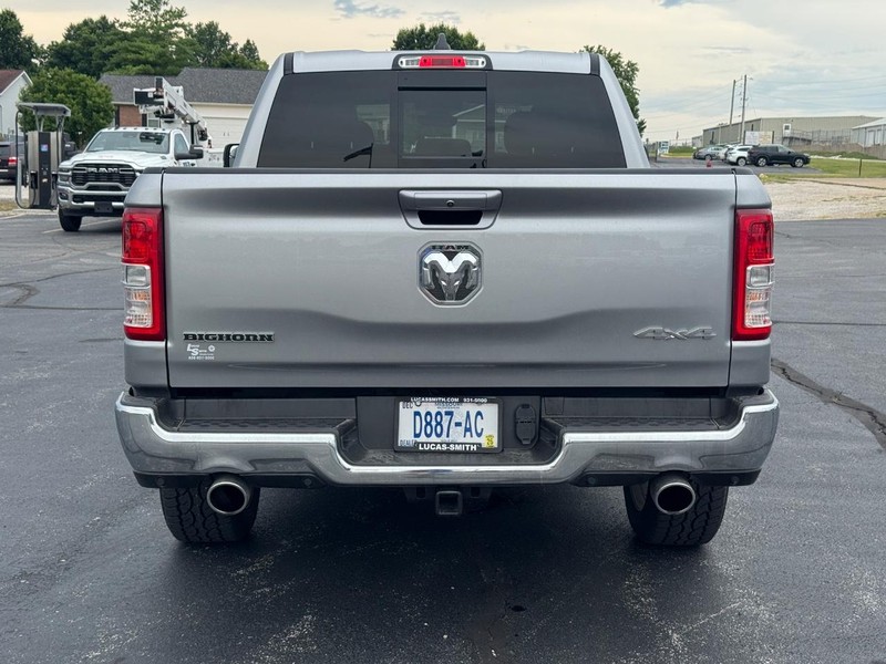 Ram 1500 Vehicle Full-screen Gallery Image 6
