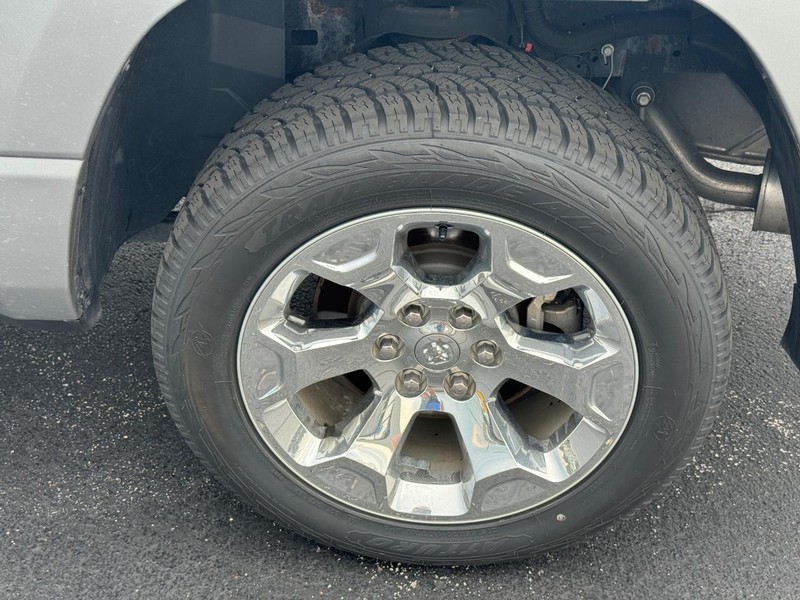 Ram 1500 Vehicle Full-screen Gallery Image 8