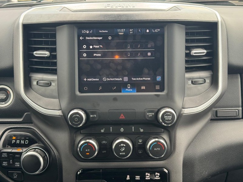 Ram 1500 Vehicle Full-screen Gallery Image 15