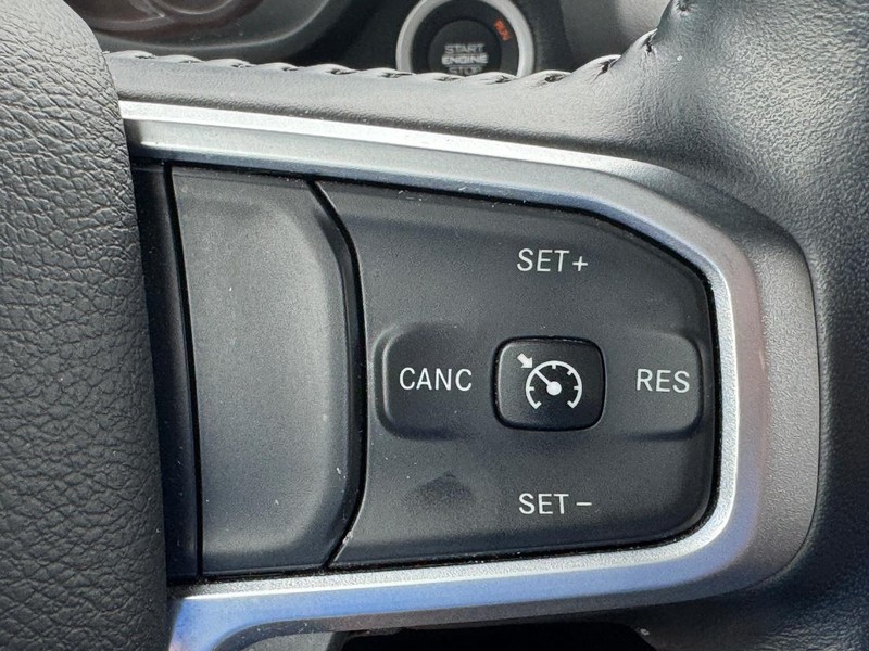 Ram 1500 Vehicle Full-screen Gallery Image 20