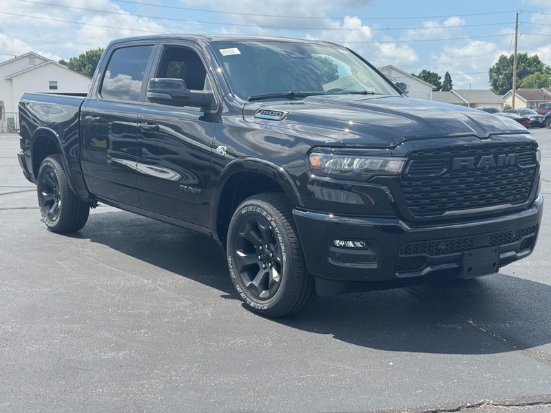 Ram 1500 Vehicle Full-screen Gallery Image 2