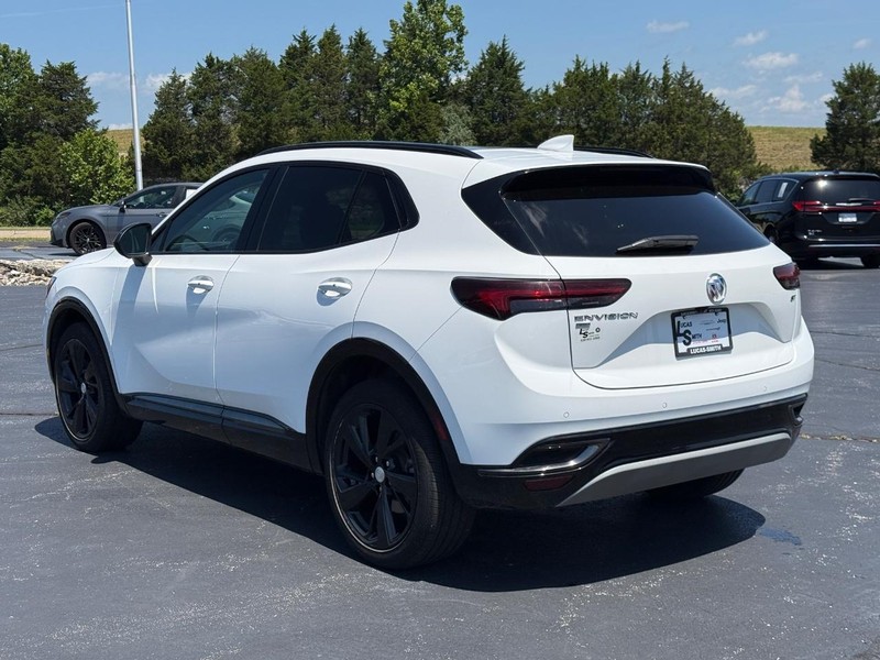 Buick Envision Vehicle Full-screen Gallery Image 07