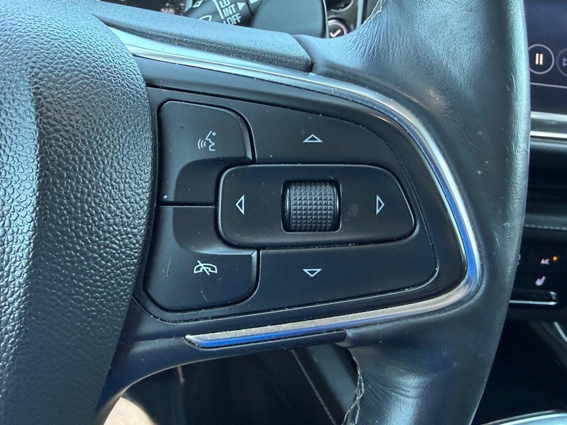 Buick Envision Vehicle Full-screen Gallery Image 19