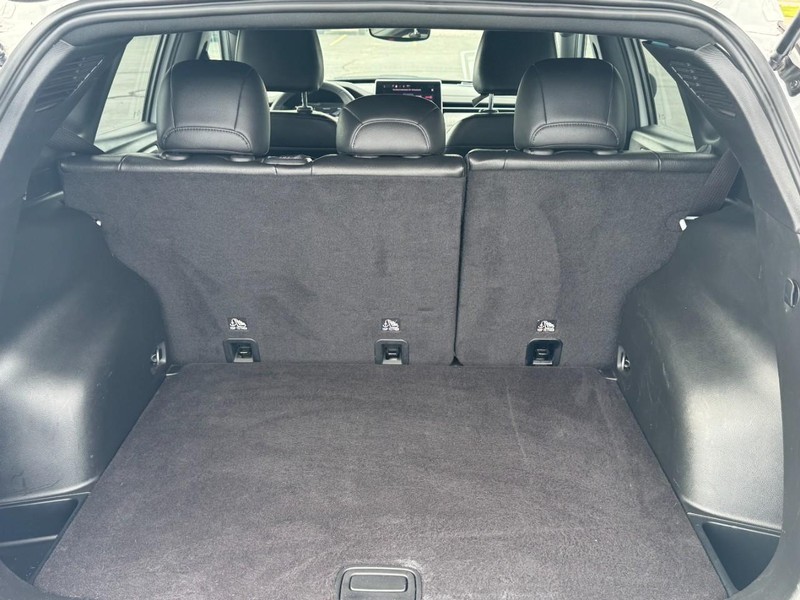Jeep Compass Vehicle Full-screen Gallery Image 6