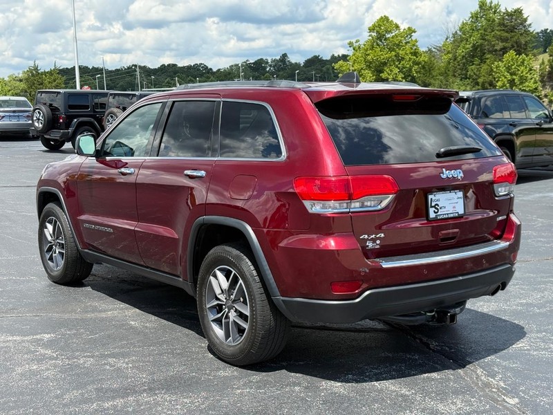 Jeep Grand Cherokee Vehicle Full-screen Gallery Image 7