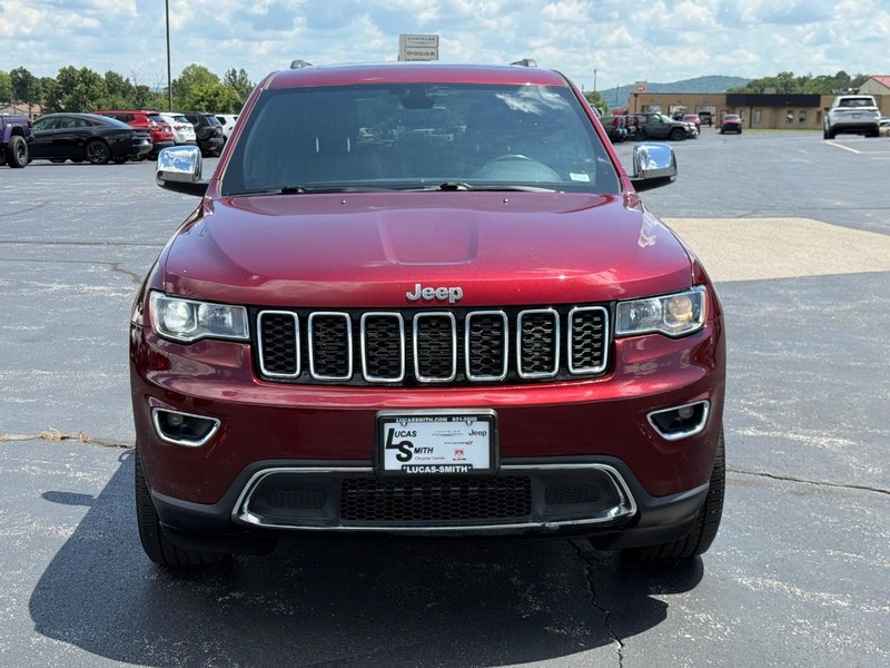 Jeep Grand Cherokee Vehicle Full-screen Gallery Image 10
