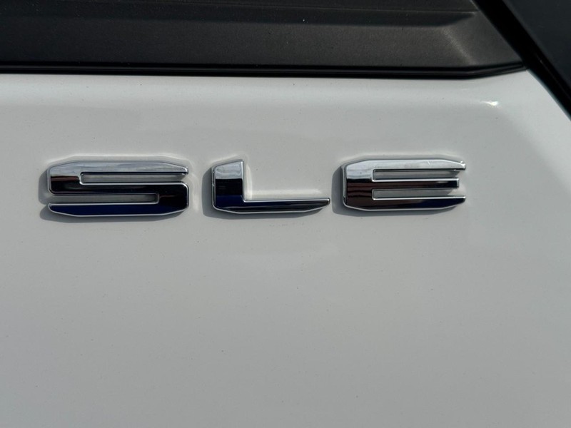 GMC Terrain Vehicle Full-screen Gallery Image 7