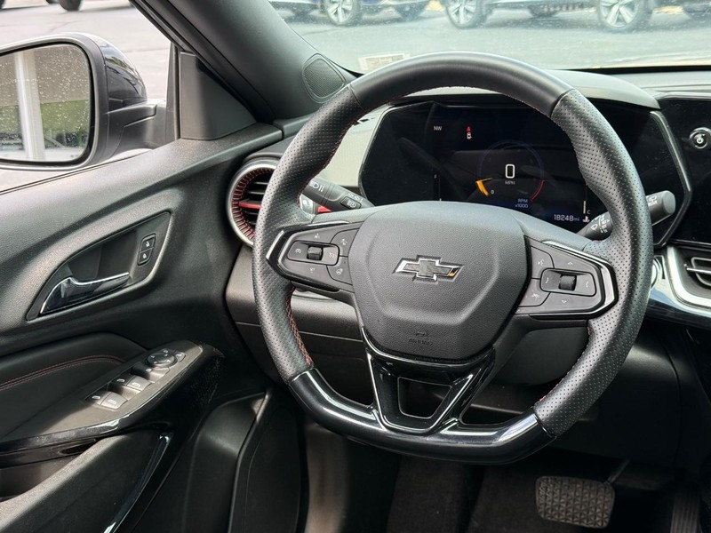 Chevrolet Trax Vehicle Full-screen Gallery Image 15