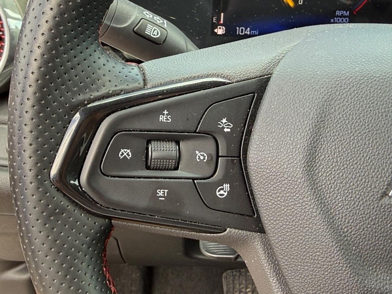 Chevrolet Trax Vehicle Full-screen Gallery Image 21
