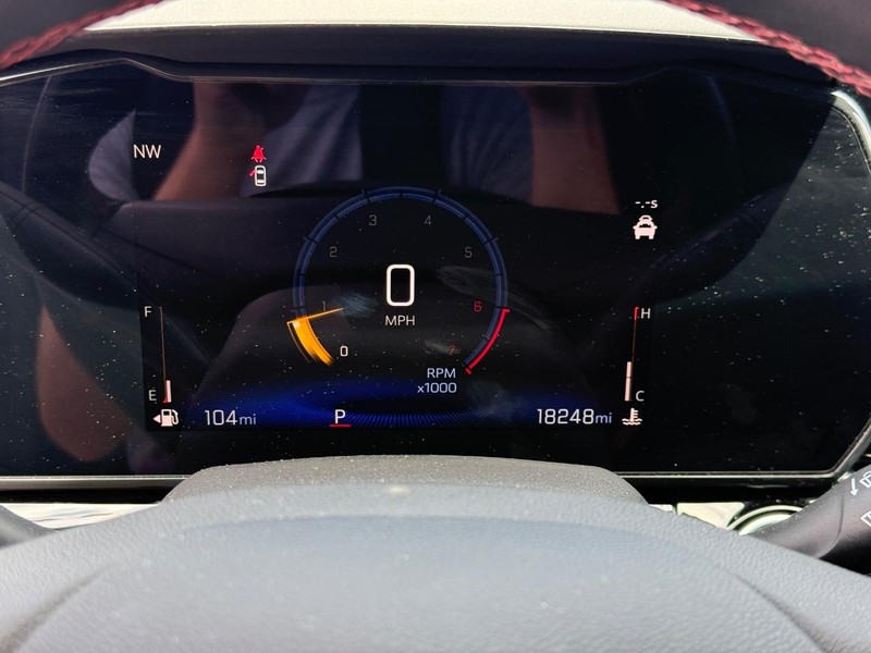 Chevrolet Trax Vehicle Full-screen Gallery Image 23