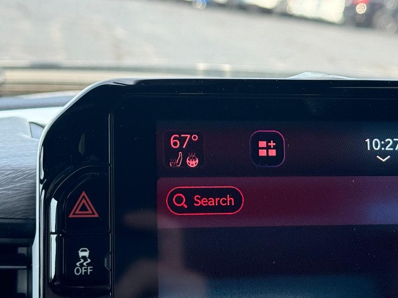 Ram 1500 Vehicle Full-screen Gallery Image 20