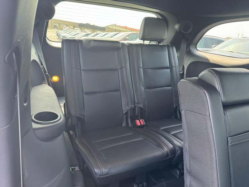 Dodge Durango Vehicle Full-screen Gallery Image 6