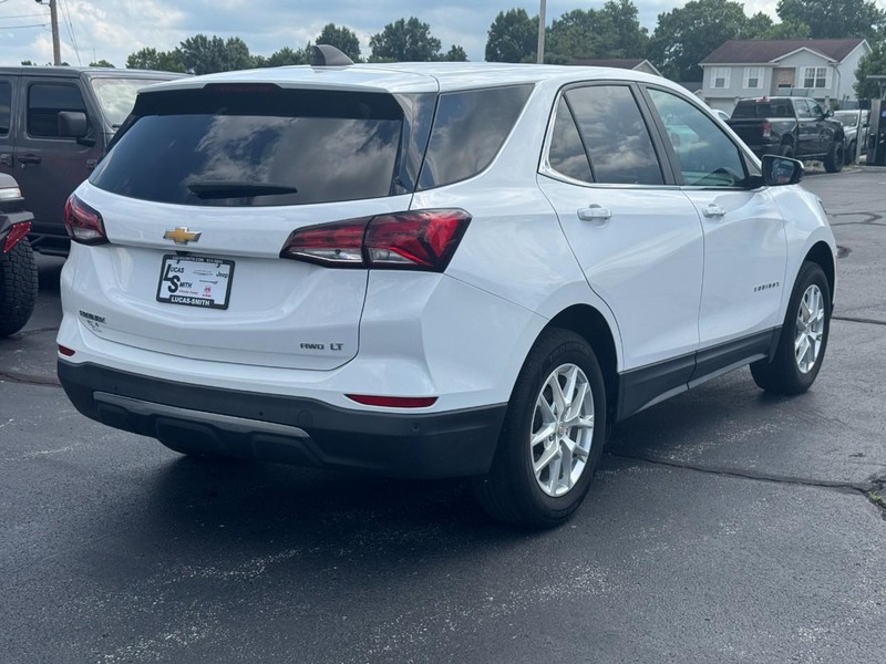 Chevrolet Equinox Vehicle Full-screen Gallery Image 03