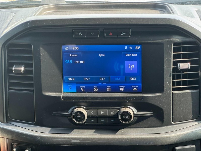 Ford F-150 Vehicle Full-screen Gallery Image 12