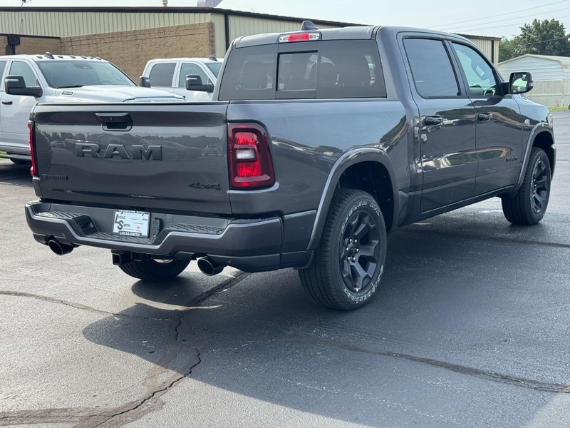 Ram 1500 Vehicle Full-screen Gallery Image 4