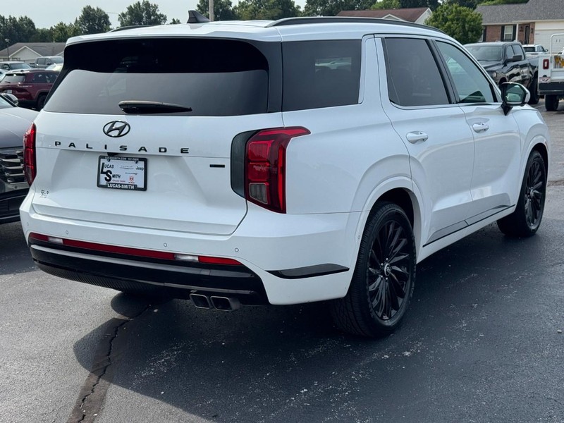 Hyundai Palisade Vehicle Full-screen Gallery Image 03