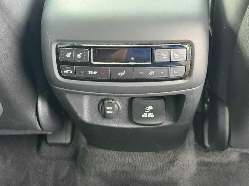 Hyundai Palisade Vehicle Full-screen Gallery Image 13