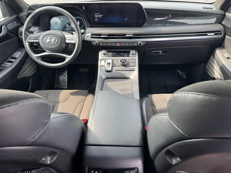 Hyundai Palisade Vehicle Full-screen Gallery Image 14