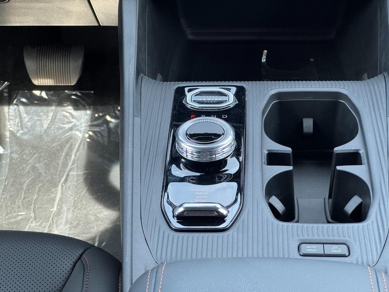 2026 Jeep Cherokee Limited - Photo 10