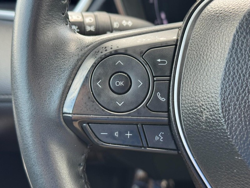 Toyota Corolla Cross Vehicle Full-screen Gallery Image 20