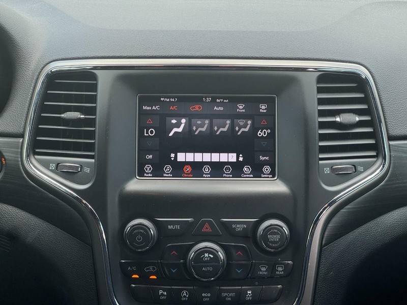 Jeep Grand Cherokee Vehicle Full-screen Gallery Image 15